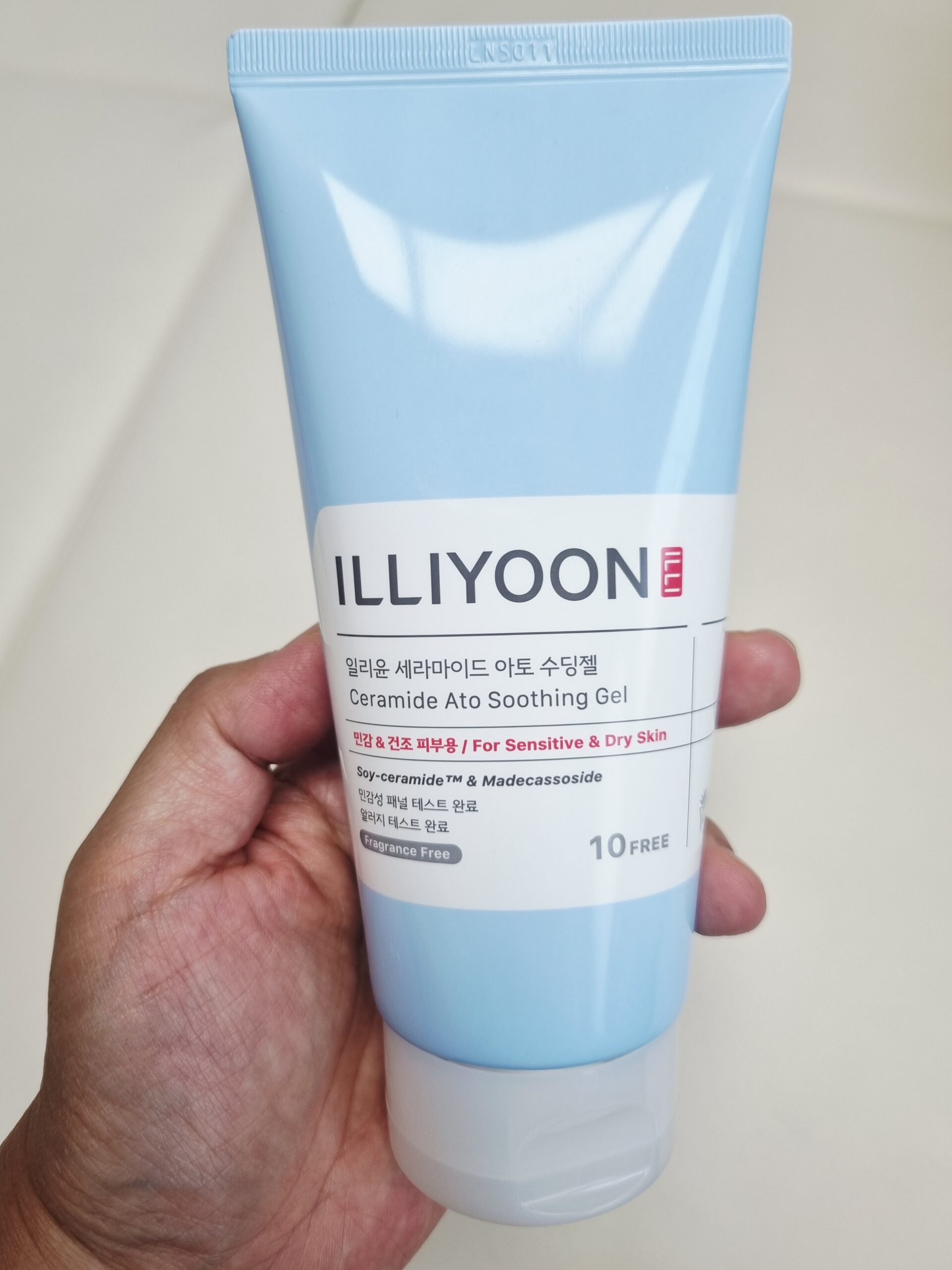 ILLIYOON Ceramide Ato Soothing Gel for sun-exposed skin